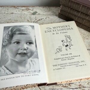 Vintage 1952 The Mother's Encyclopedia 5 Volume Set Parents' Magazine Books
